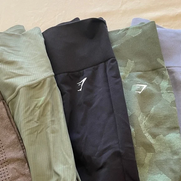Gymshark lot Leggings + shorts - Picture 3 of 6
